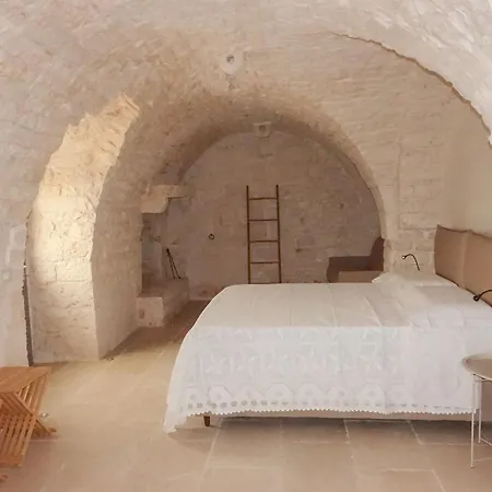 Masseria Pastinaca Relais & Cisternino