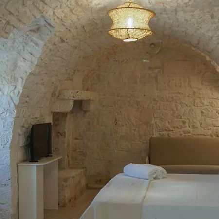 Masseria Pastinaca Relais & Guest house 4*